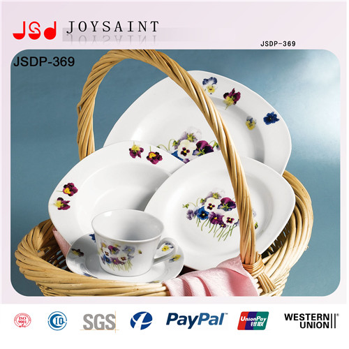 Hot Sale 18PCS Porcelain Dinnerware (JSD110-S003)