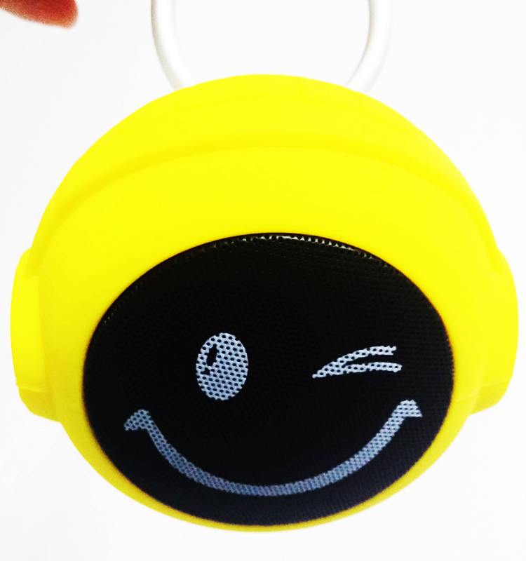 Multifunctional Smile Face Mini Bluetooth Speaker