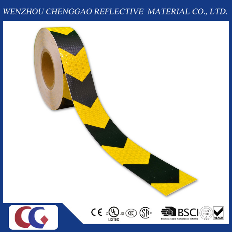 PVC Black and Yellow Conspicuity Arrow Reflective Sticker Rolls 5cm (CG3500-AW)