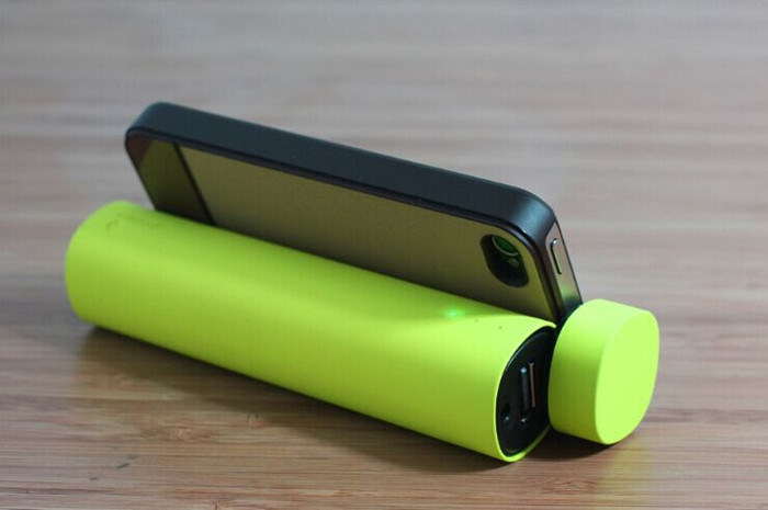 New Fashionable Cylinder Shape Power Bank with Bluetooth Speaker (EG001)