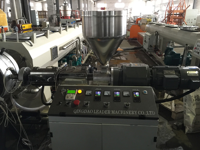 Factory Sell PE Gas/Water Supply Pipe Making Machine