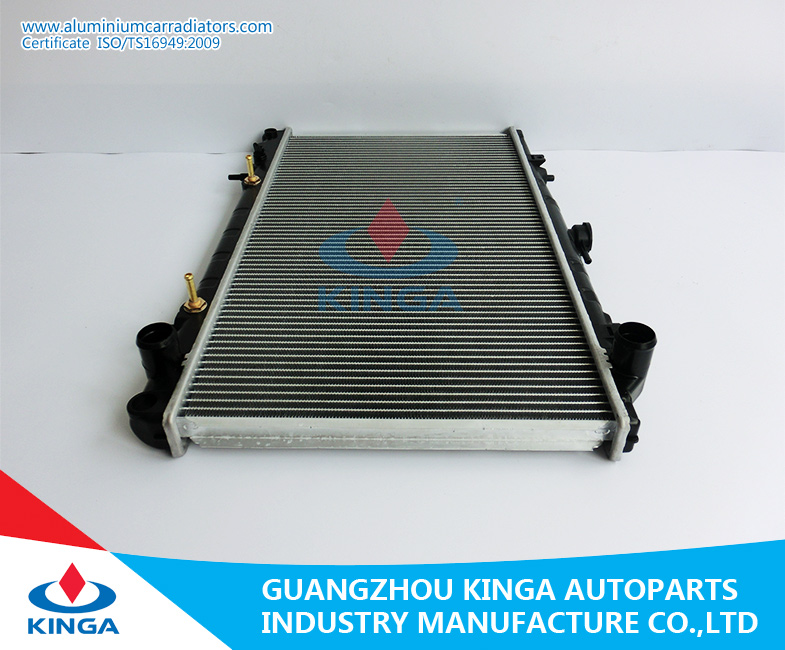 China Cheap Radiator for Nissan Altima 1989 1991 A31/C33/R32 AT Price 21460-72L05/71L00