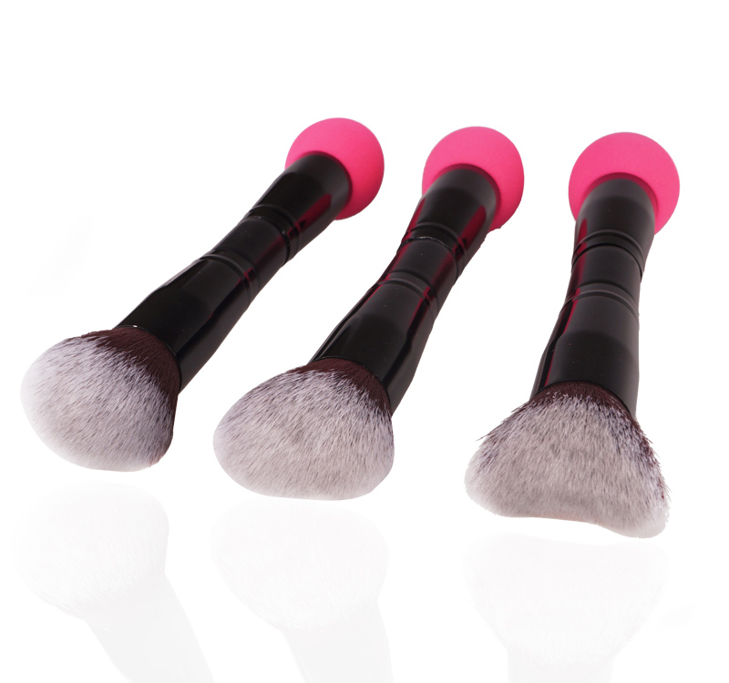 Latex Free Cosmetic Sponge Wood Handle Makeup Sponge Brush