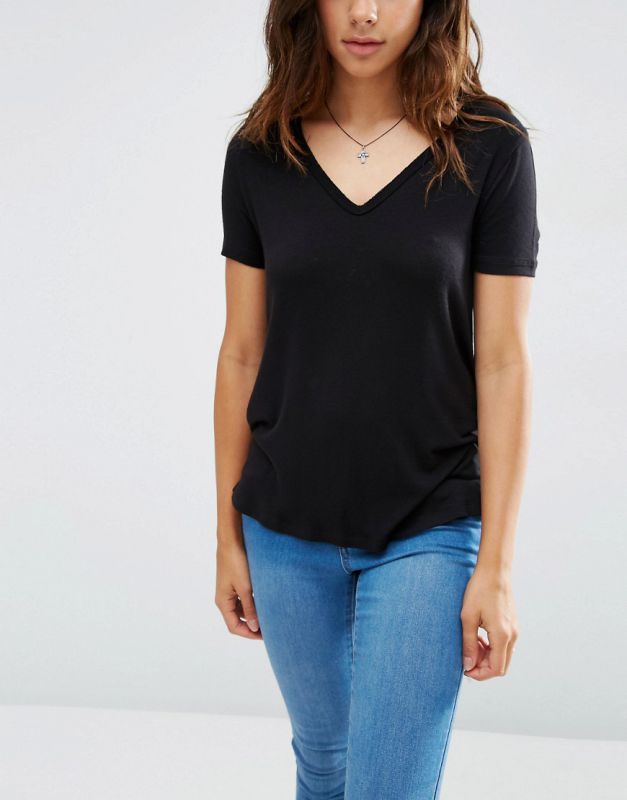 Custom Viscose V Neck Short Sleeves and DIP Back Women T-Shirt