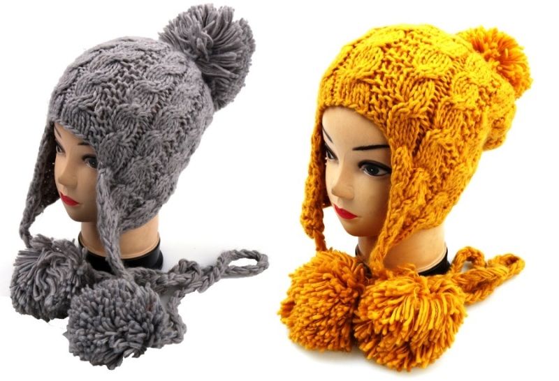 Ladies Chunky Hand Knit Hat with Earflap Pattern