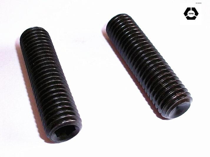 DIN835 Double End Stud Black Bolts