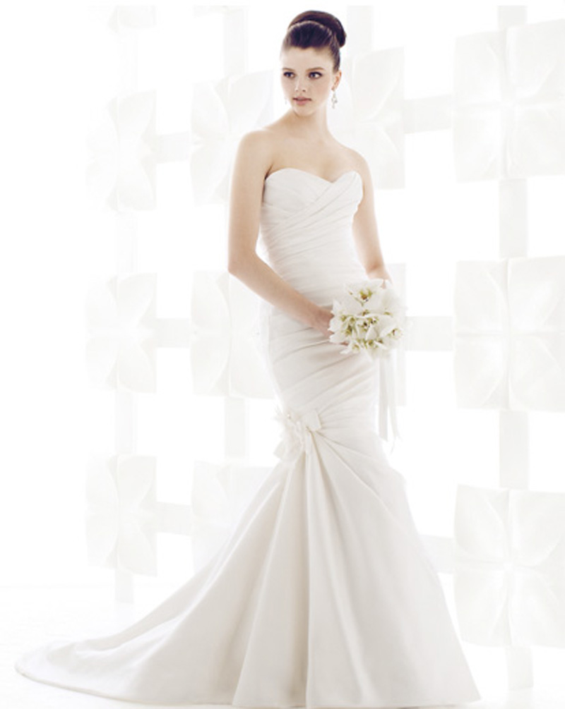 Strapless Pleated Mermaid Wedding Dress