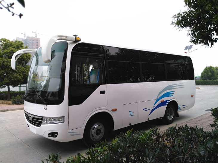 26 Seats Passenger Bus with Yuchai Engine for Sale