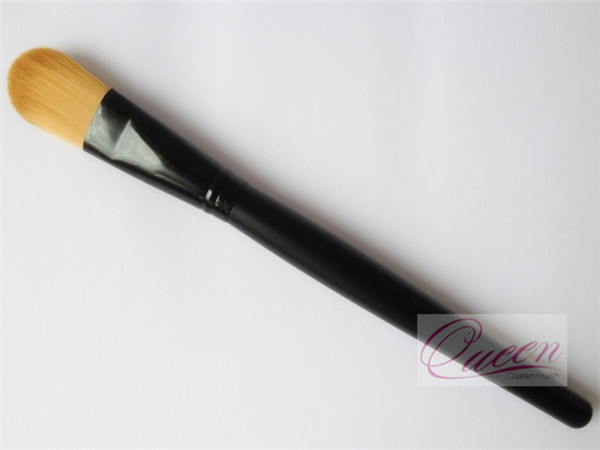 Synthetic Hair Metal Hand Foundation Brush