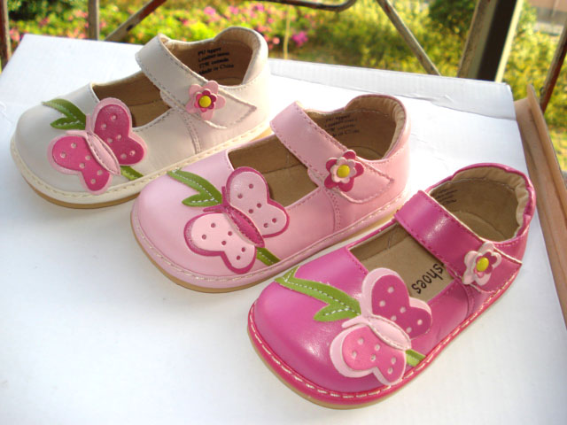 Big Butterfly Girl's Squeaky Shoes Different Colors