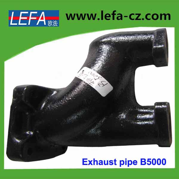 Japanese Kubota Tractor Parts Iron Exhaust Pipe (B5000)