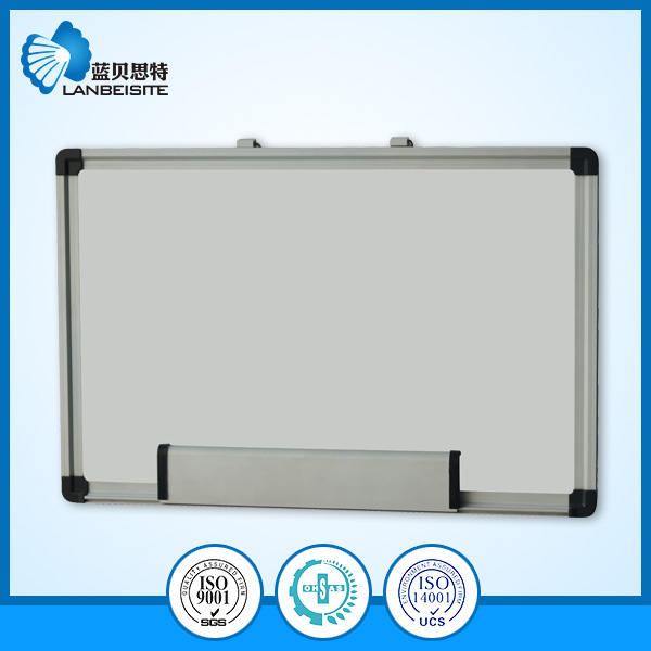 5 Star Whiteboard Drywipe Magnetic with Pen Tray and Aluminium Trim W900xh600mm