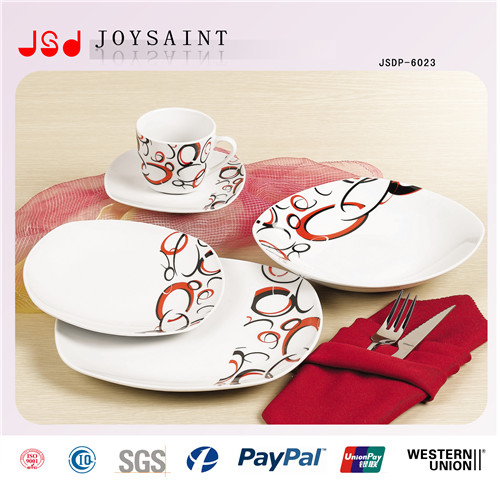 Hot Squared Dinnerware