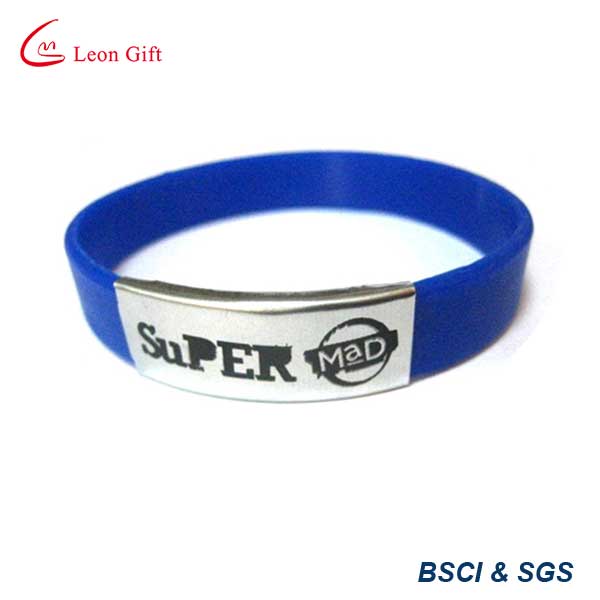 Customized Company Logo Silicon Bracelet Wristband Text World