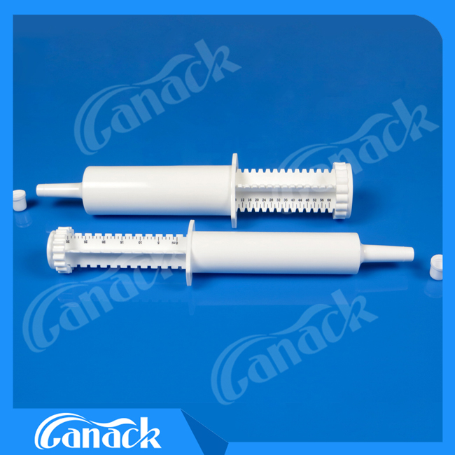 High Quality White Plastic Syringe for Cow