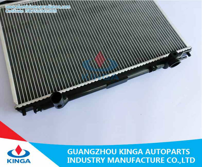 OEM F2p5-15-200d Aluminium Radiator for Mazda B2200 at