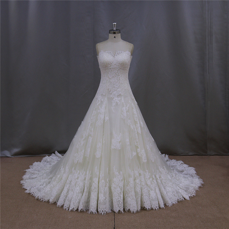 High Quality Lace Applique Bridal Dress Wedding Gown