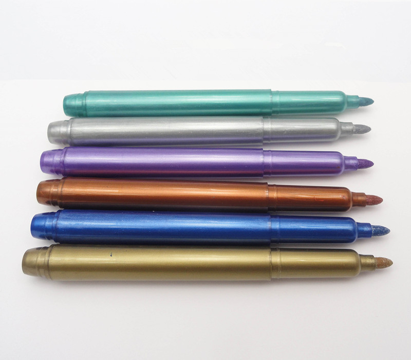 Non-Toxic Waterproof Quick-Drying Metallic Marker