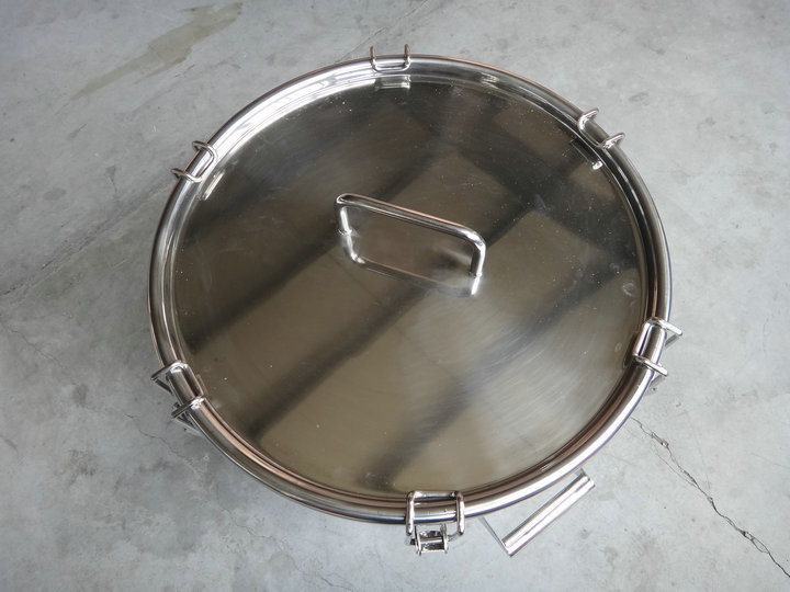 Stainless Steel Drum with Pull Down Locking