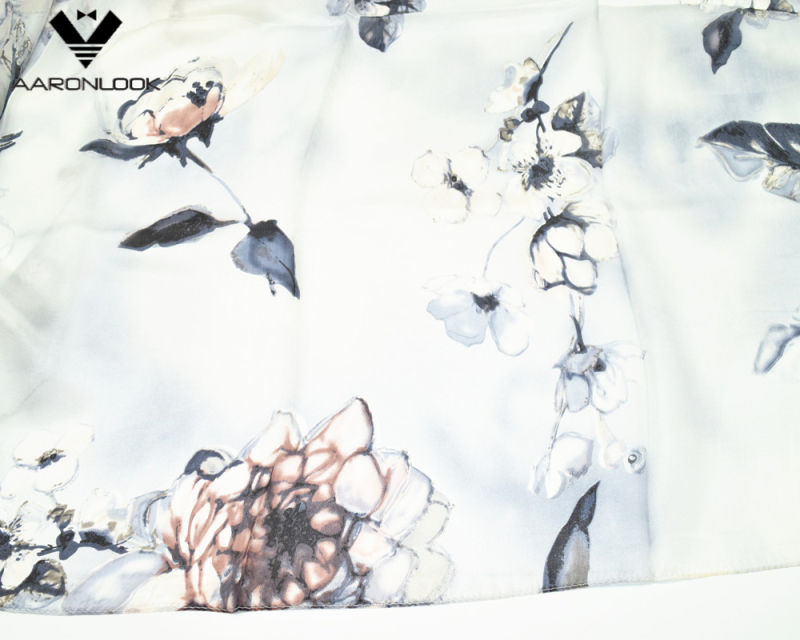 2016 New Lady's Flower Printed Elegant Fashion Silk Scarf