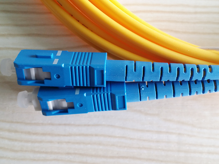 0.9mm Sc Multimode Fiber Optic Pigtail /Sc Singlemode Optical Fiber Pigtail