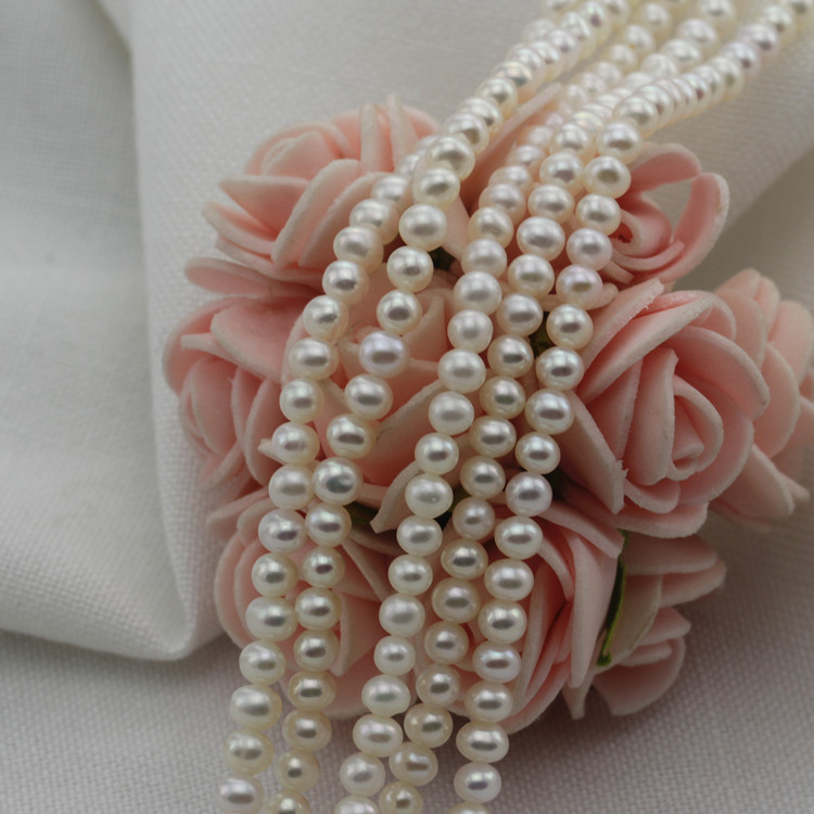 Small Size 3mm Natural off Round Shape Freshwater Pearl Beads