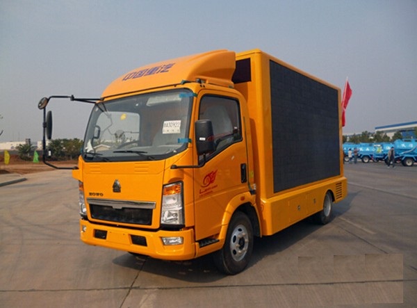 5ton Sinotruk HOWO 4X2 Light Cargo Truck