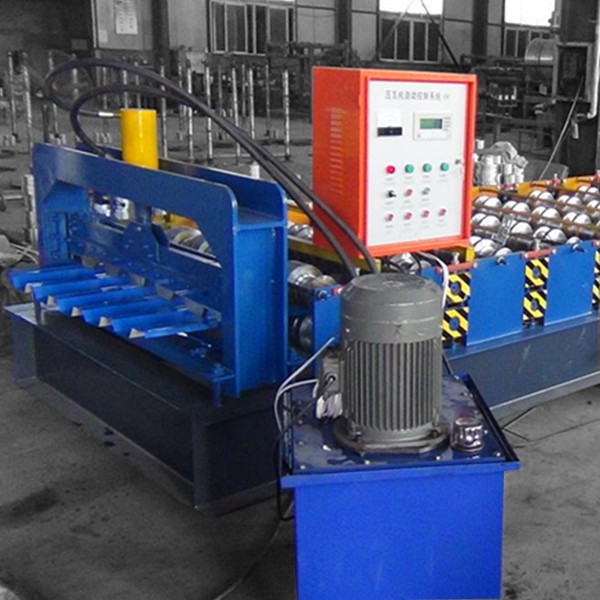 Metal Corrugated Roof Sheet Roll Forming Machine