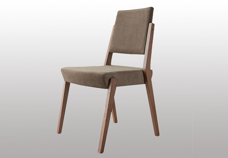 Solid Wooden Fabric Dining Chair with Famous Design