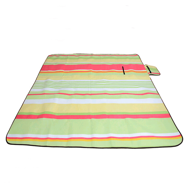 People Camping Oxford Cloth Slip Cushion Picnic Mat