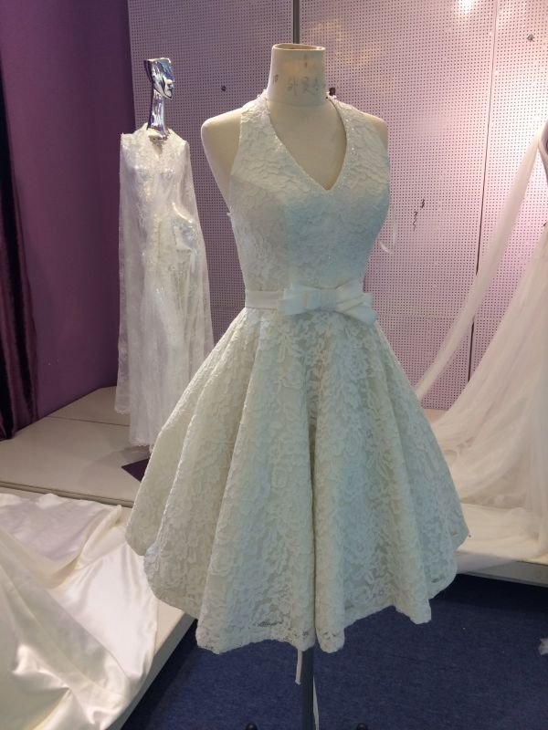 Top Sale Halter Short Ivory Lace Wedding Dress with Bow