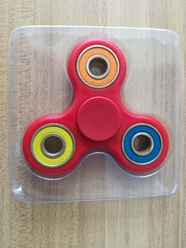 2017new Hot Selling Tri Fidget Spinner with Hybrid or Full Ceramic