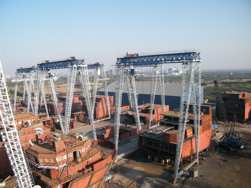 Shipyard Gantry Crane 17 with SGS