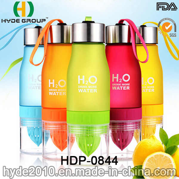 Plastic Water Bottle Infuser with Stainless Steel Cap, Plastic Fruit Infusion Bottle (HDP-0844)