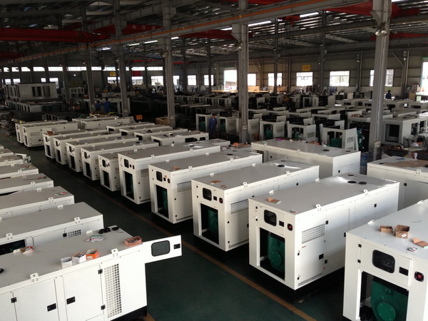 38kVA 30kw Cummins Soundproof Diesel Power Generator Sets