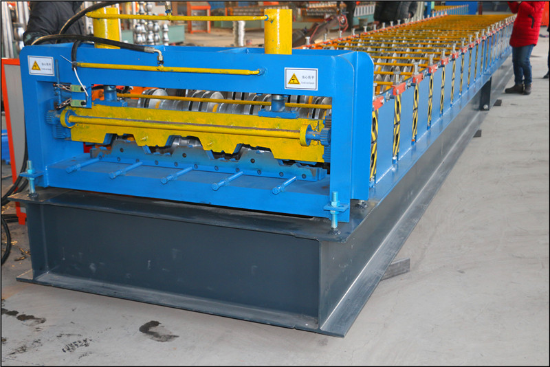 Building Floor Bearing Deck Steel Floor Tile Press Machinery