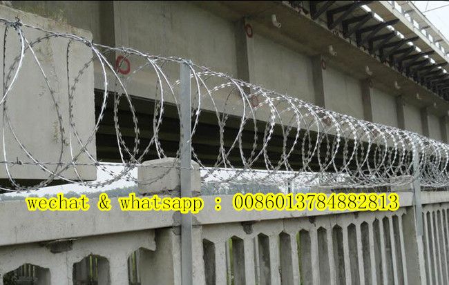 Anti Climb Razor Barbed Wire Bto 22