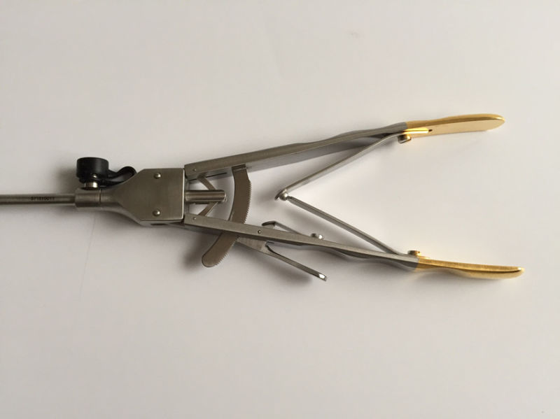 Reusable Laparoscopic Abdominal Golden V Needle Holder