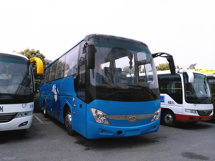 12m 60 Seats Passenger Bus with Weichai 336HP Rear Engine