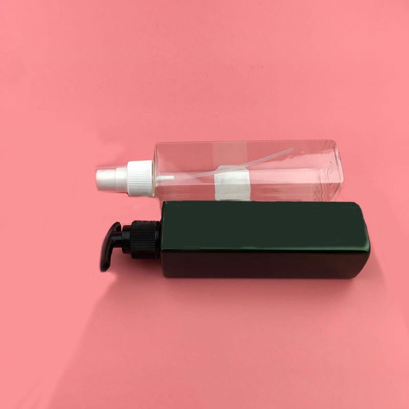 Quadrangular Plastic Lotion Bottle for Perfume (NB18901)