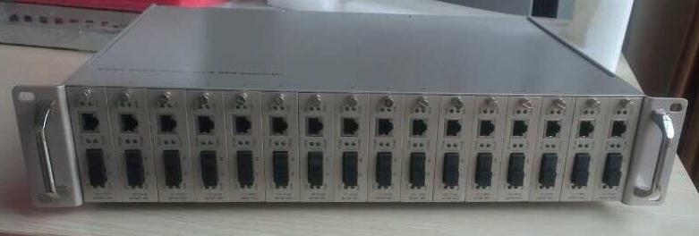 16 Slots Centralized Manageable Media Converter Chassis