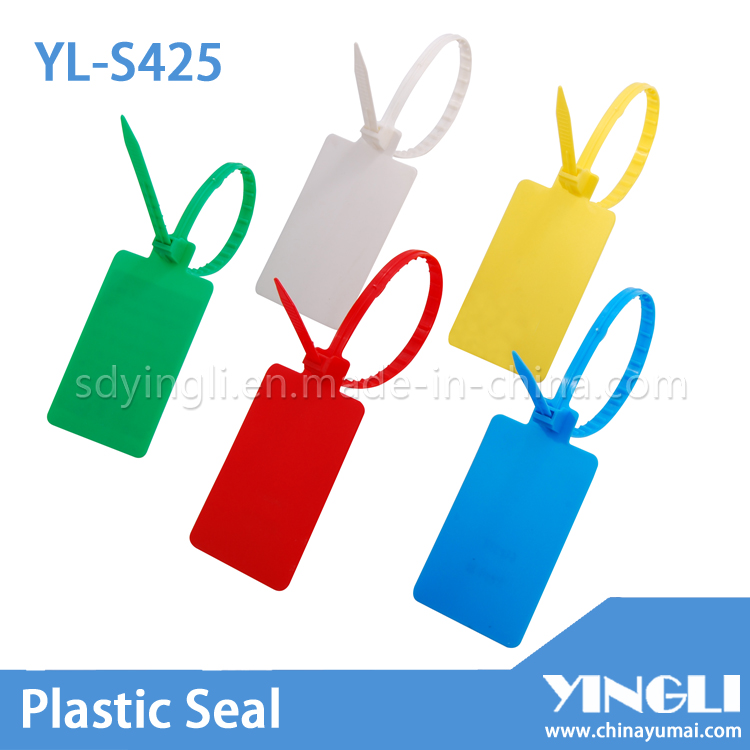 Big Label Plastic Seal Tags in Logistic Shipping