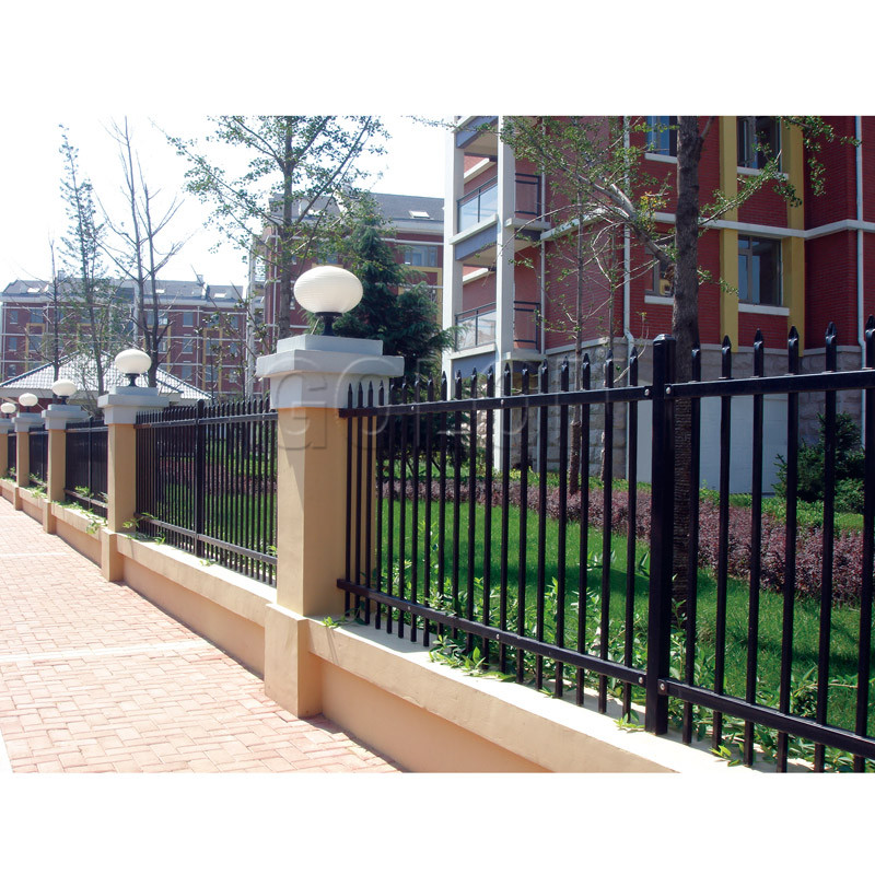 Decorative Metal Garden Fencing with 15 Years Rust Resistance