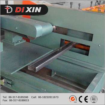 Cangzhou Dx80-300 C Purline Roll Forming Machine