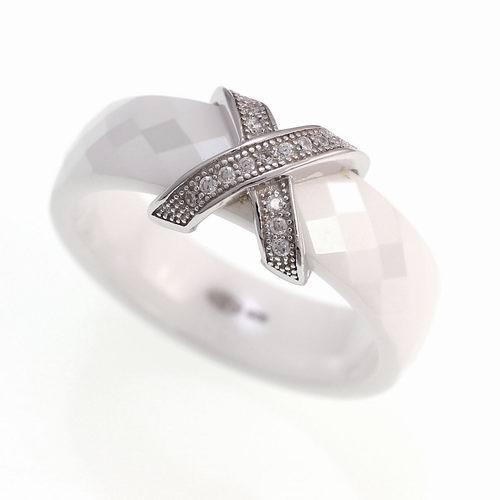 Ceramic and Silver Jewelry Ring (R20008)