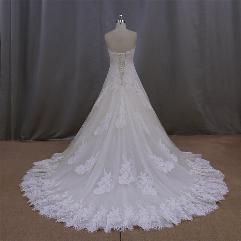 High Quality Lace Applique Bridal Dress Wedding Gown