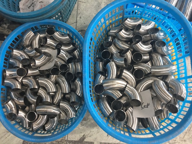 Polished Sanitary Stainless Steel Pipe Fitting Butt Welded Elbow