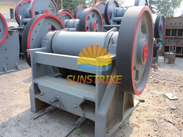 Stone Crushing Machine Jaw Crusher Price