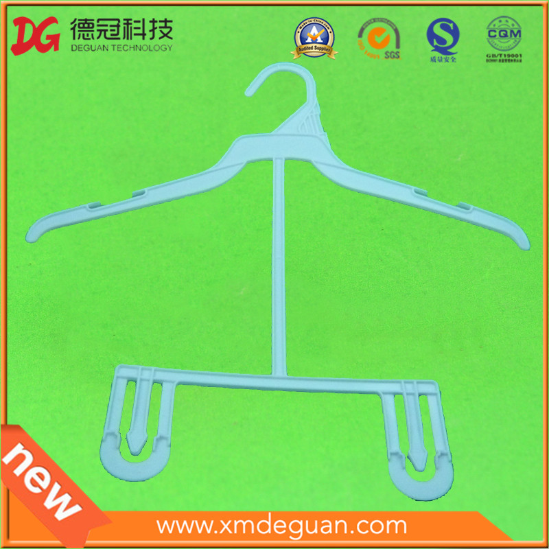 Colorful Plastic Clothing Hanger for Child