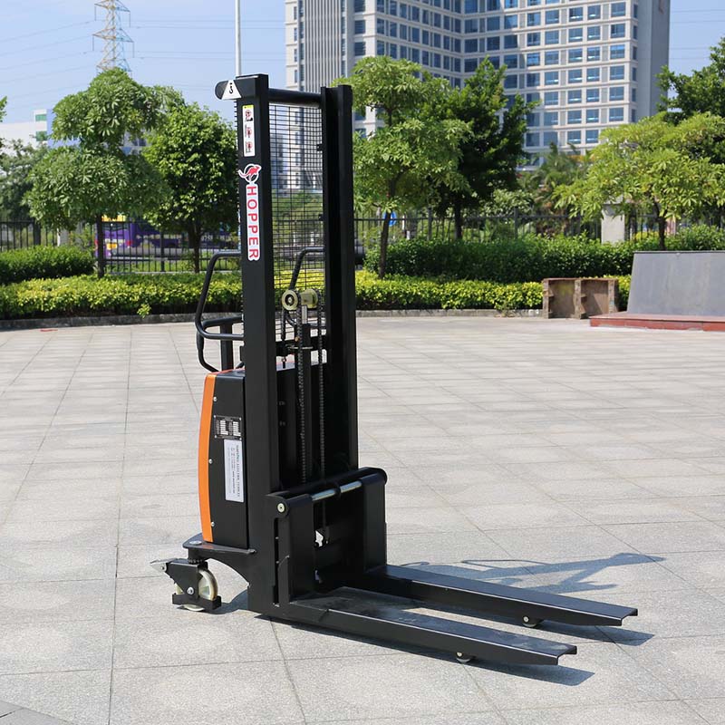 China Manufactures New Design Heavy Duty Semi-Electric Stacker (CDSD10)